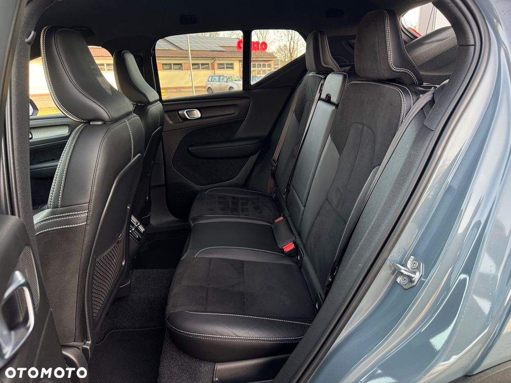 Volvo XC 40 B4 B Geartronic RDesign - 23