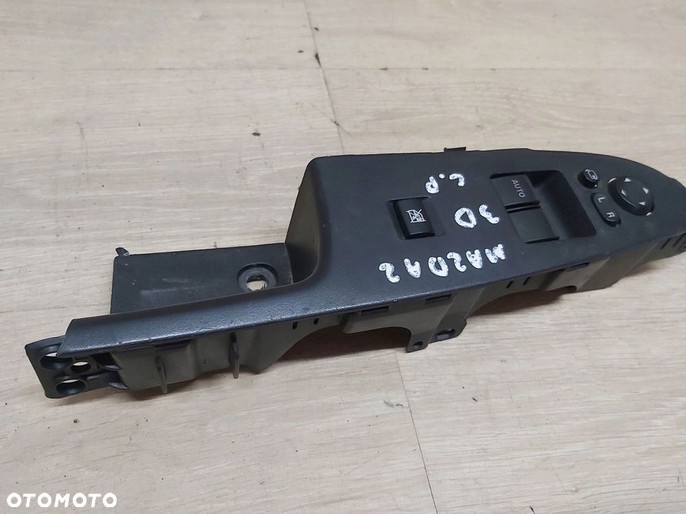 MAZDA 2 II DE przełącznik szyb lusterek lewy przód - 3
