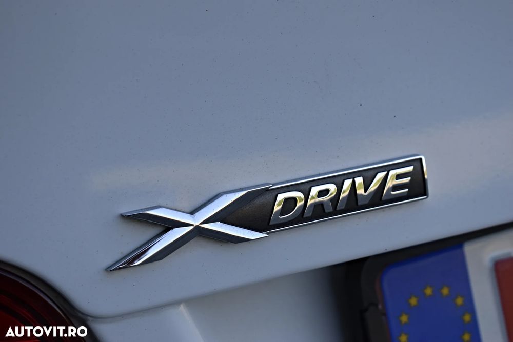BMW Seria 5 525d xDrive Aut. - 32