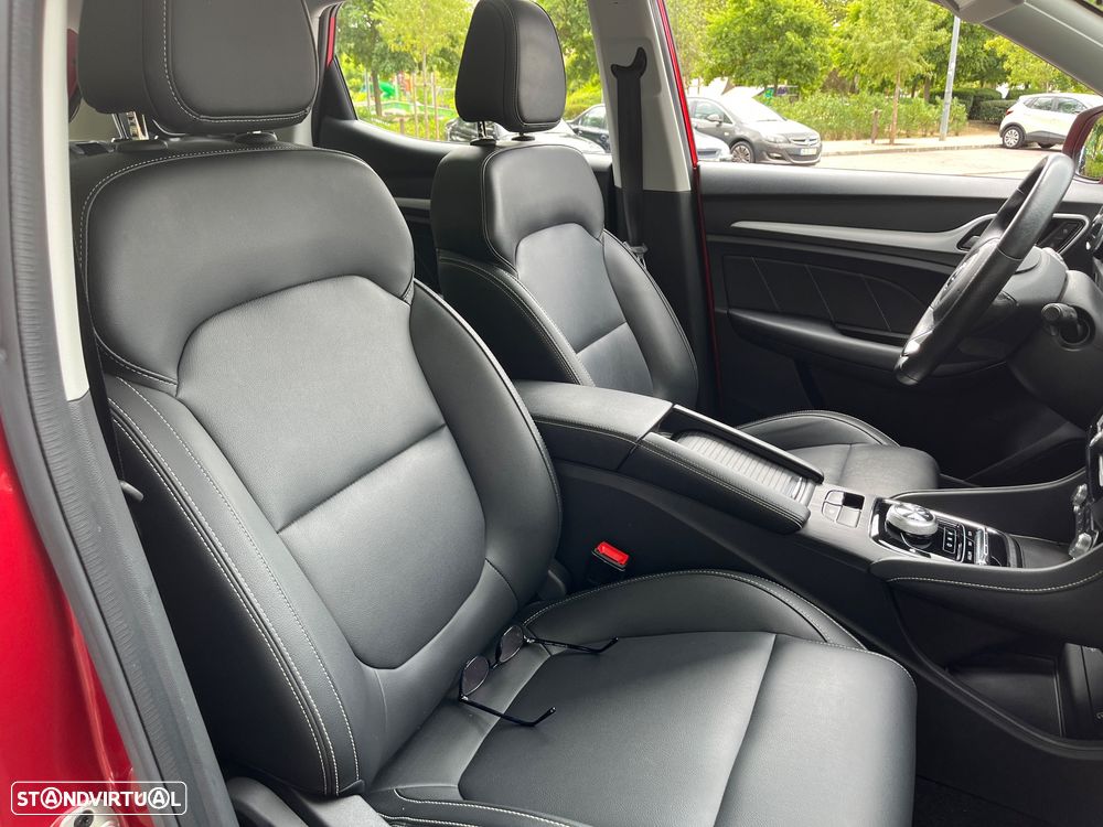 MG ZS Luxury - 41