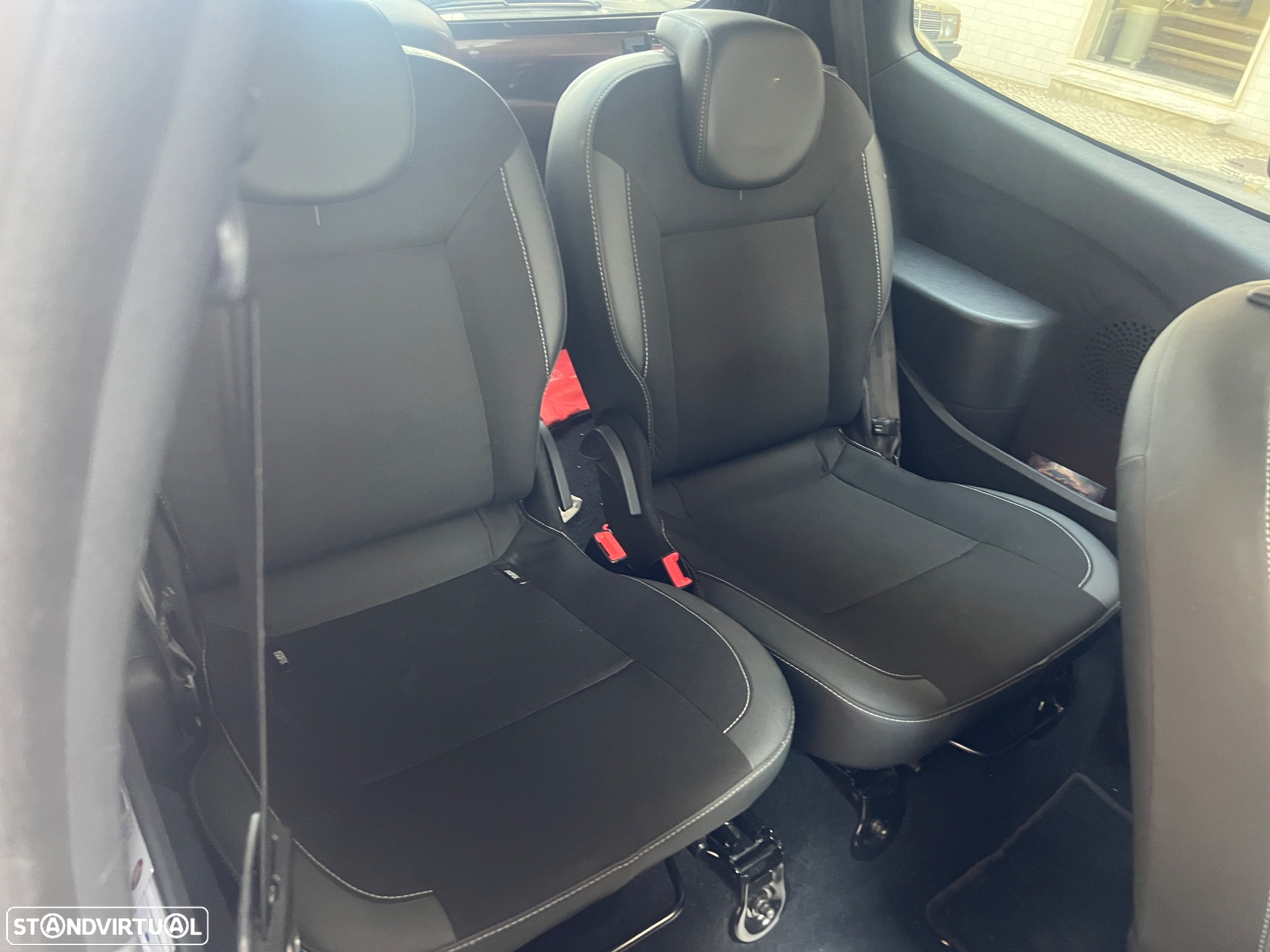 Renault Twingo dCi 85 Dynamique - 17