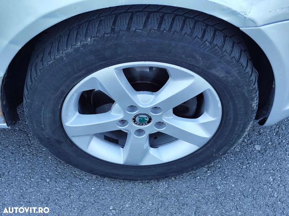 Skoda Octavia 2.0 TDI Elegance DSG - 9