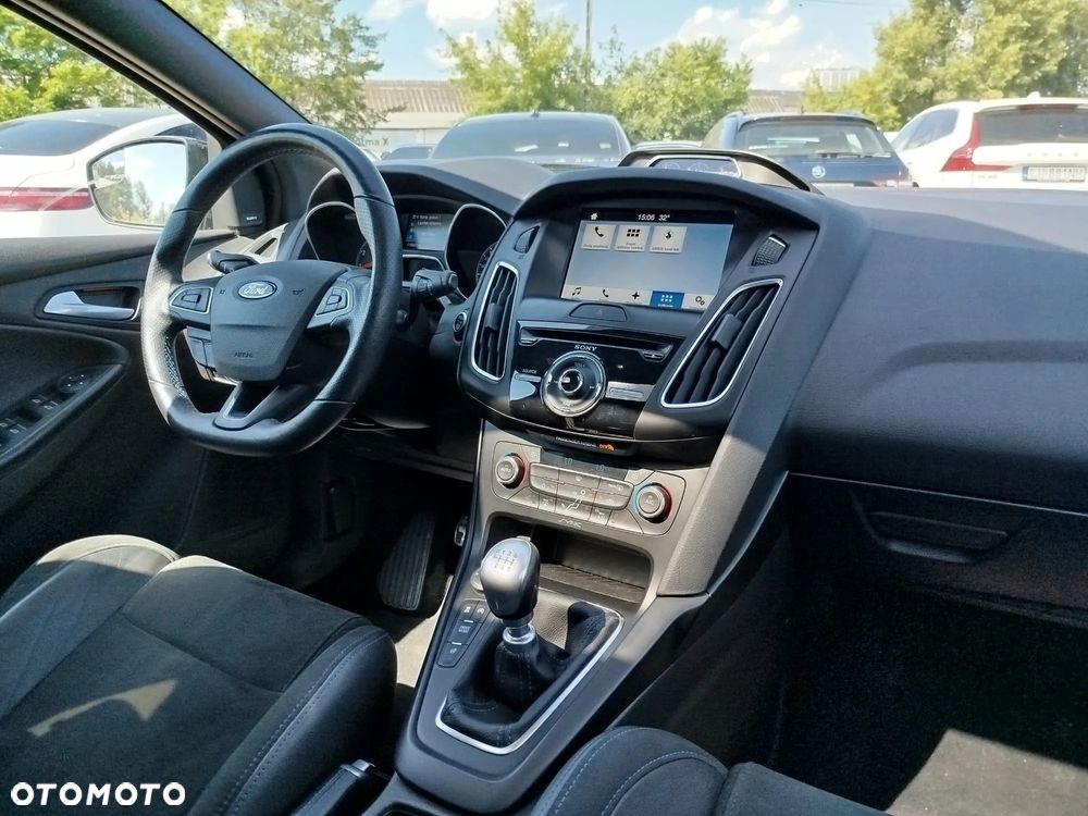 Ford Focus - 18