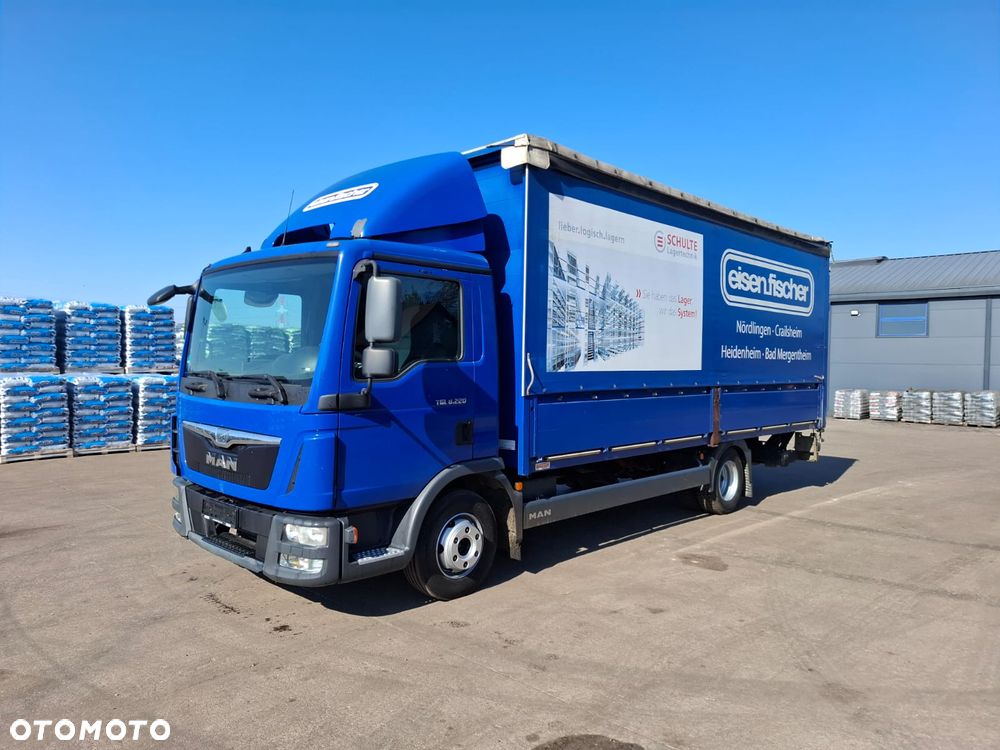 MAN TGL 8.220