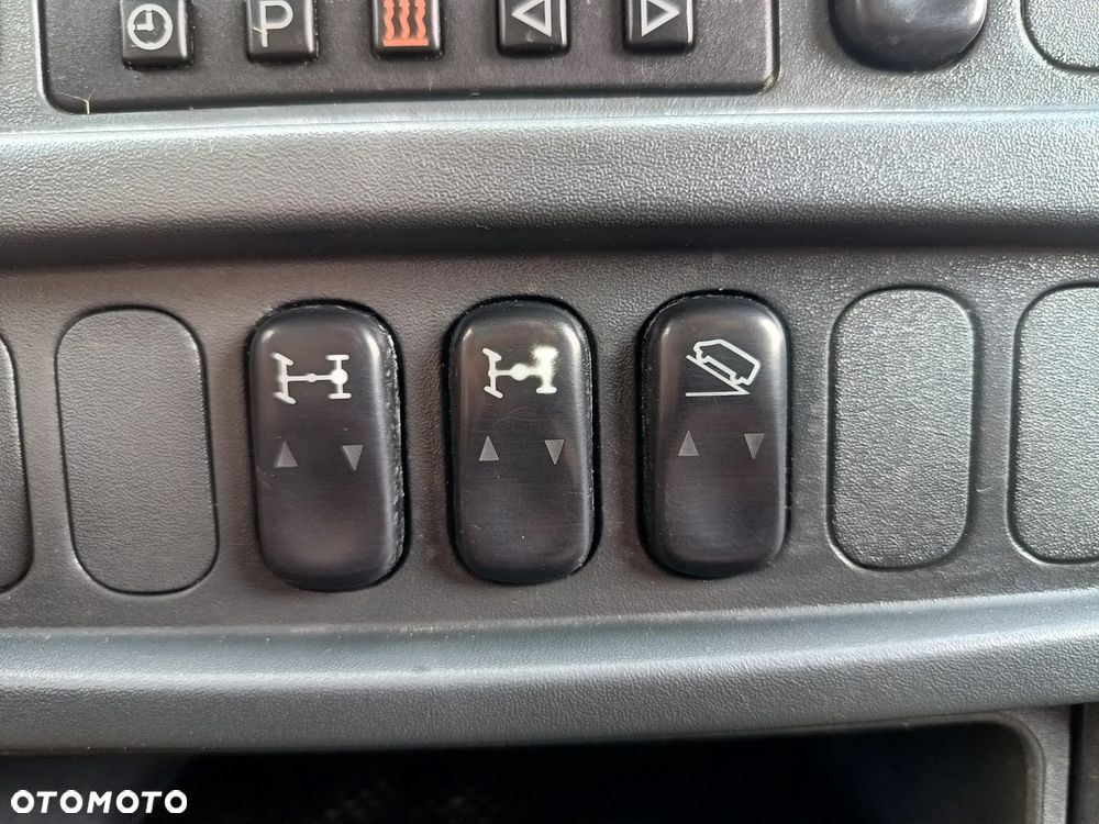 Mercedes-Benz SPRINTER 4X4 316 CDI 2.7, 5 cylindrów BLOKADA MOSTU! STAN BLACHARSKI IDEALNY! CAŁE AUTO W ORYGINALNYM LAKIERZE!!IDEALNA BAZA POD KAMPERA WYPRAWOWEGO! - 35