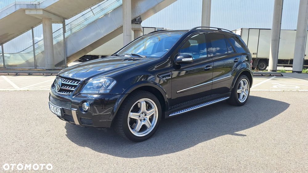 Mercedes-Benz ML 63 AMG 4-Matic - 15