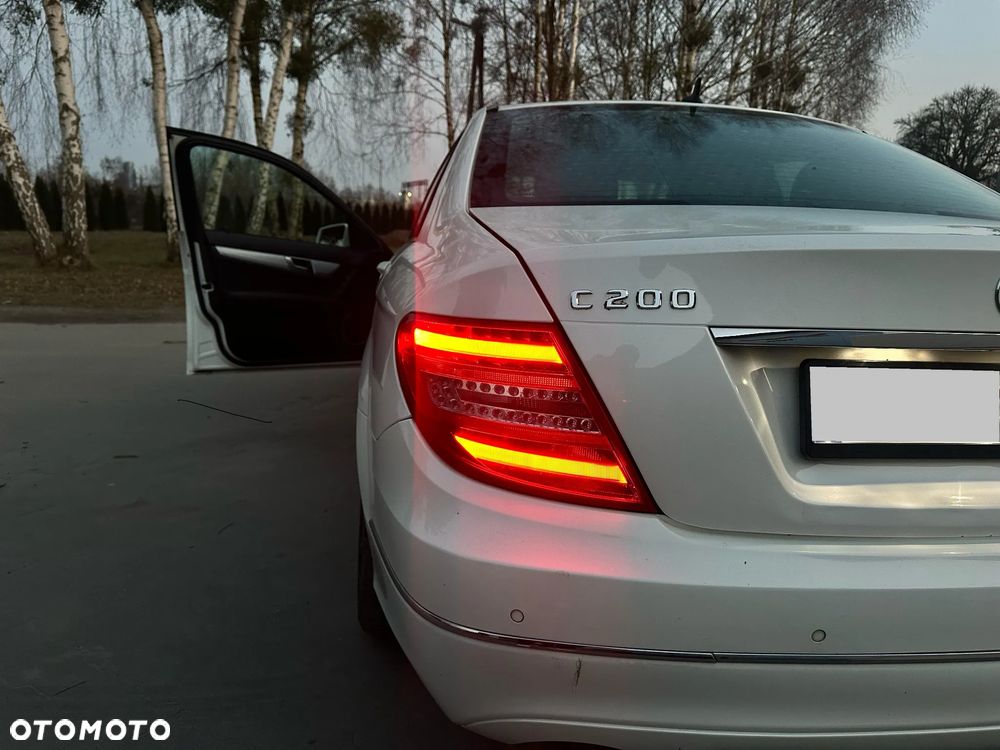 Mercedes-Benz Klasa C 200 CDI BlueEff Elegance - 5