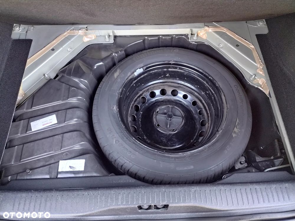 Renault Scenic 1.4 16V TCE Bose Edition - 27