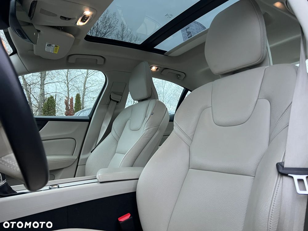 Volvo S60 T5 Inscription - 12