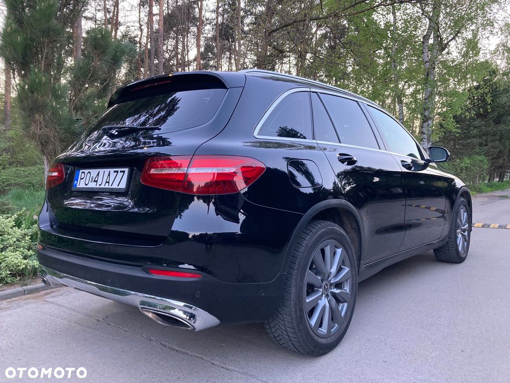 Mercedes-Benz GLC - 29