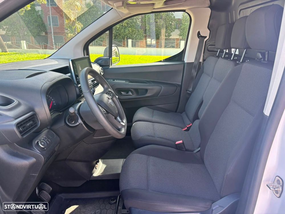 Opel Combo 1.5 CDTi 102cv L2 H1 ENJOY - AC - IVA DEDUTÍVEL - 26