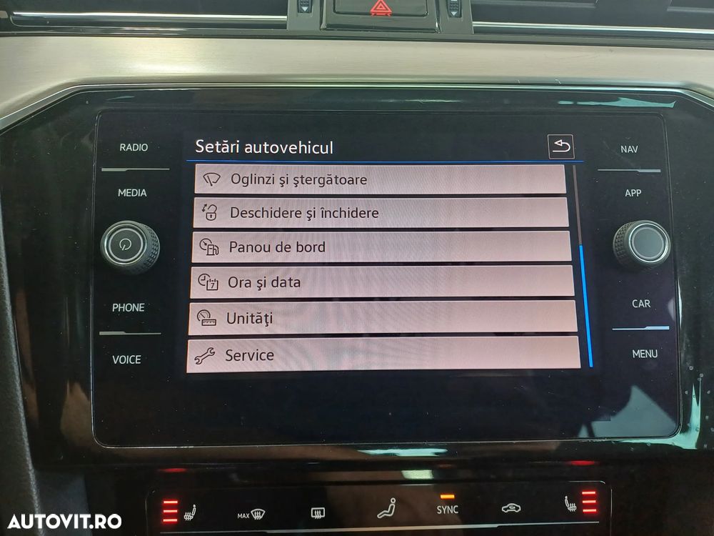 Volkswagen Passat 2.0 TDI DSG Highline - 23