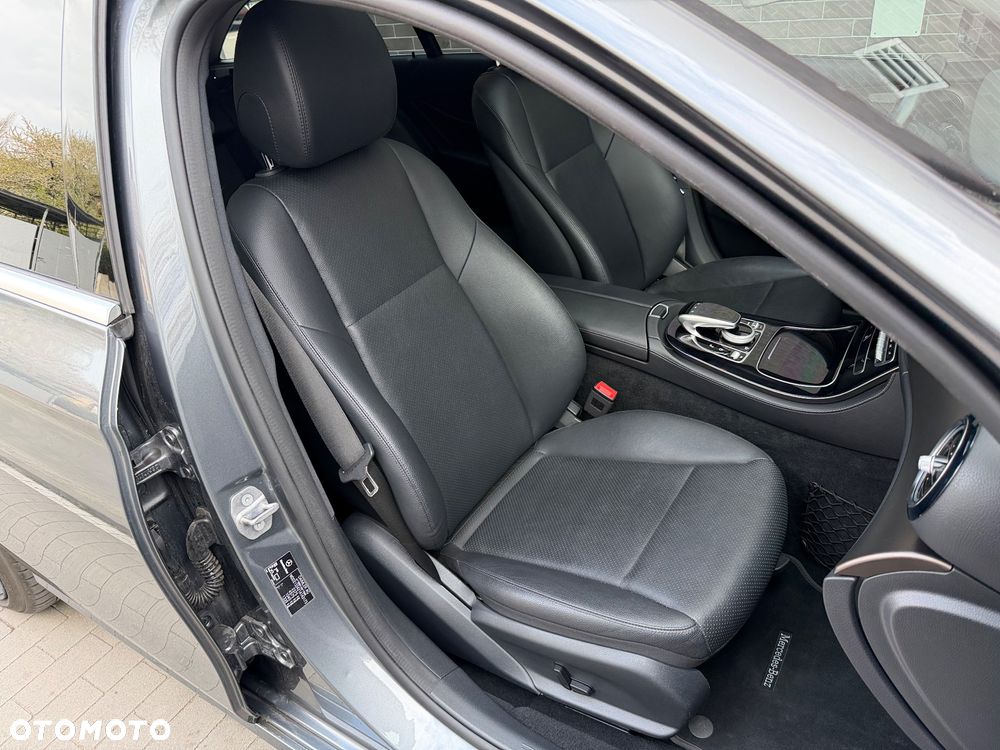 Mercedes-Benz Klasa E 200 CGI BlueEFFICIENCY Automatik Avantgarde - 36