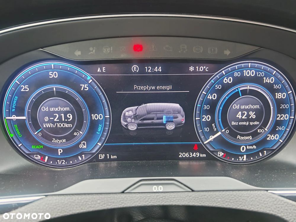 Toyota Prius 1.8 HSD Prestige - 10