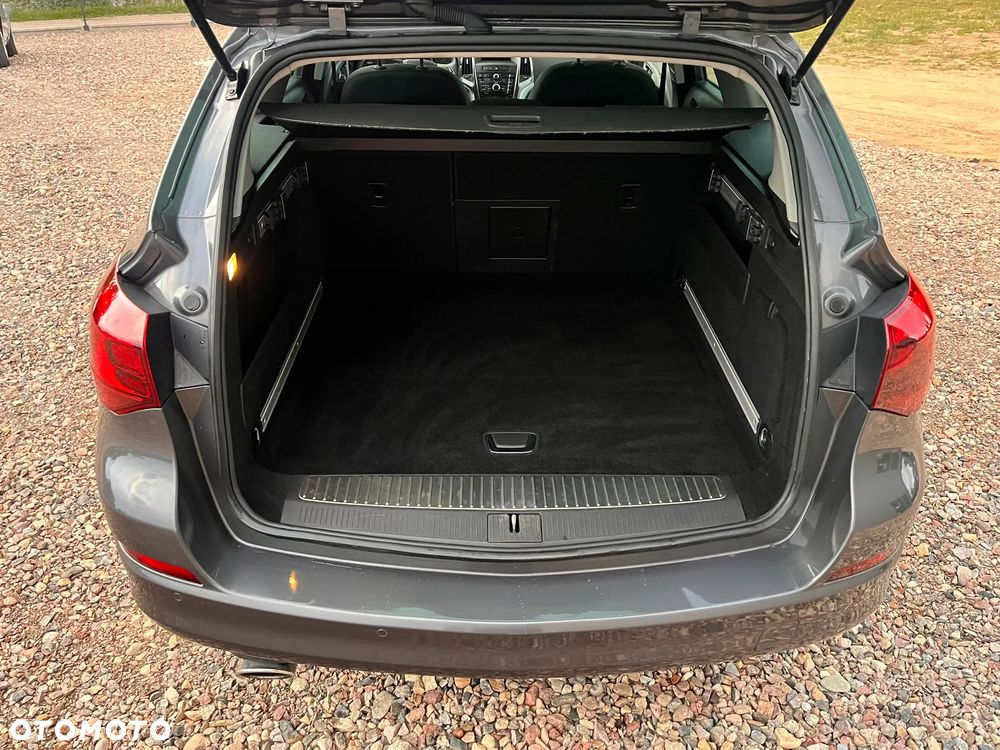 Opel Astra 2.0 CDTI DPF Cosmo - 14