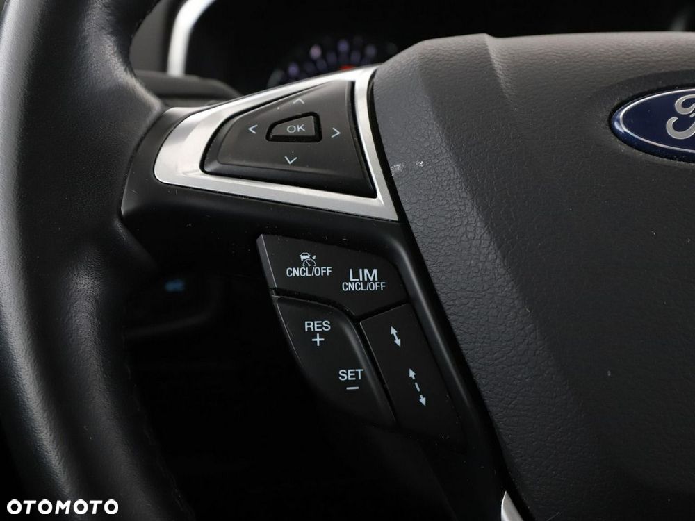 Ford S-Max - 32