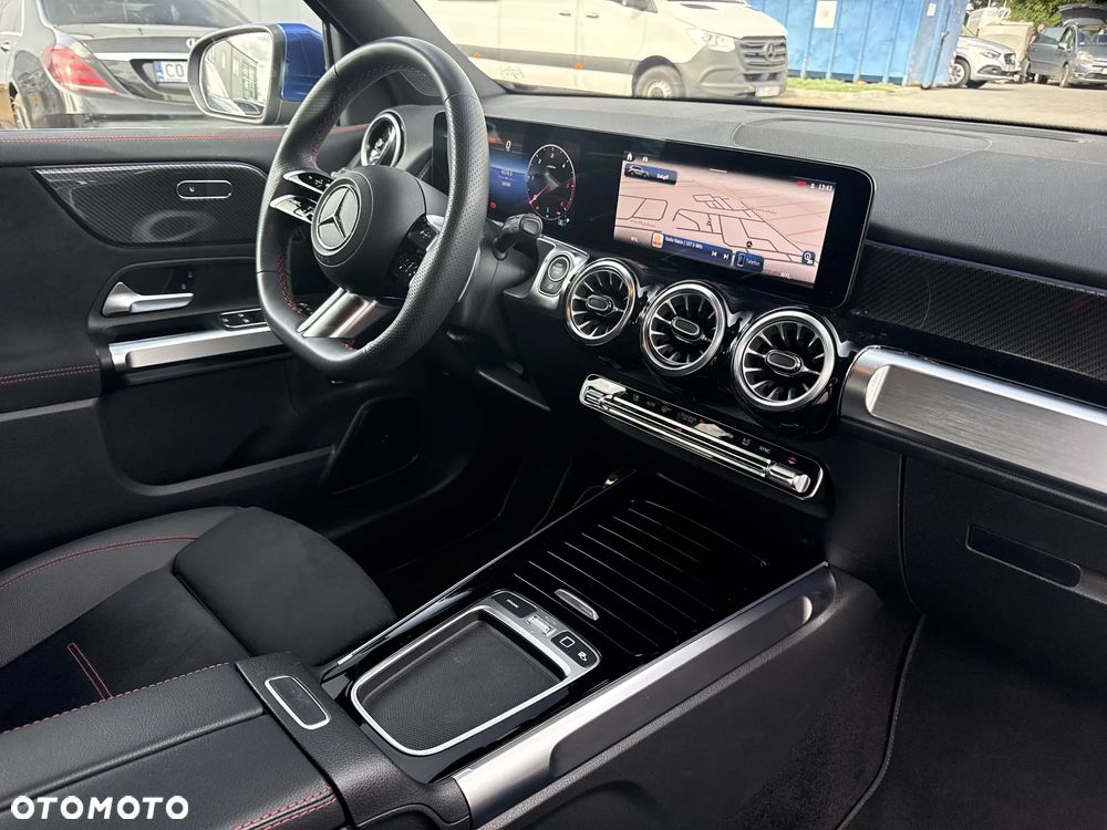 Mercedes-Benz GLB 200 d AMG Line 8G-DCT - 22