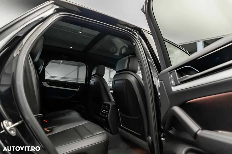 Porsche Cayenne - 10