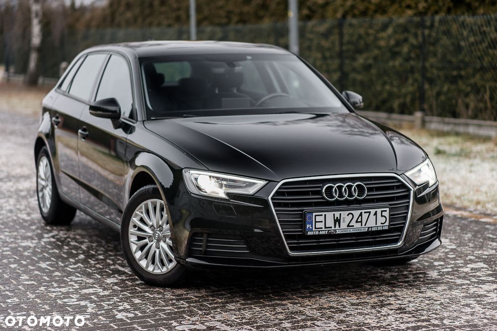 Audi A3 Sportback 1.6 TDI (clean diesel) Ambiente - 28