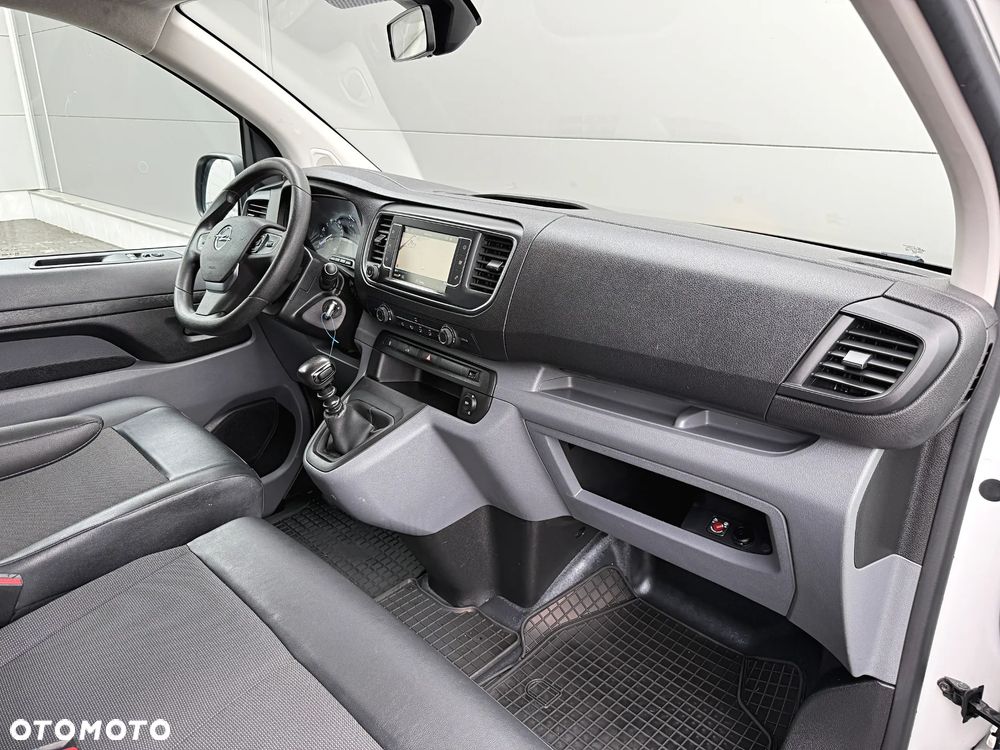 Opel Vivaro - 28