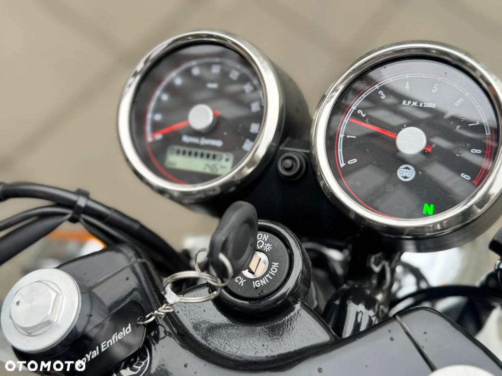 Royal Enfield Continental - 5