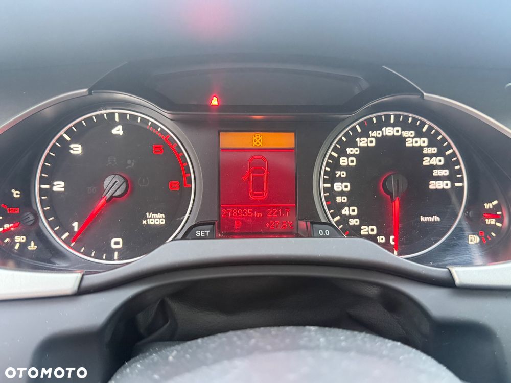 Audi A4 Avant 2.0 TDI Multitronic - 31