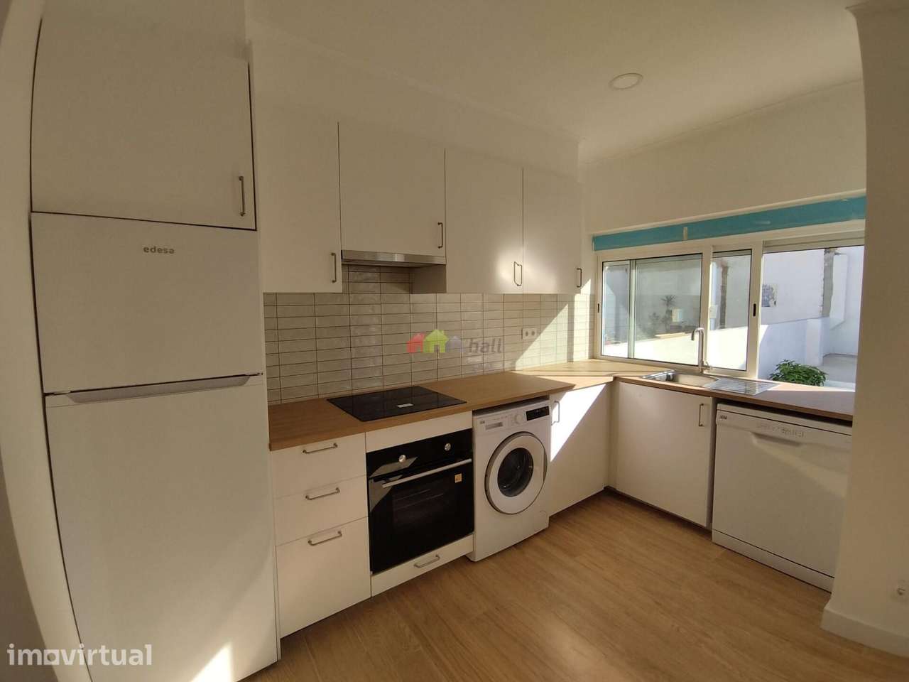 ApartamentoT1+1 Baixa Banheira - Grande imagem: 4/24