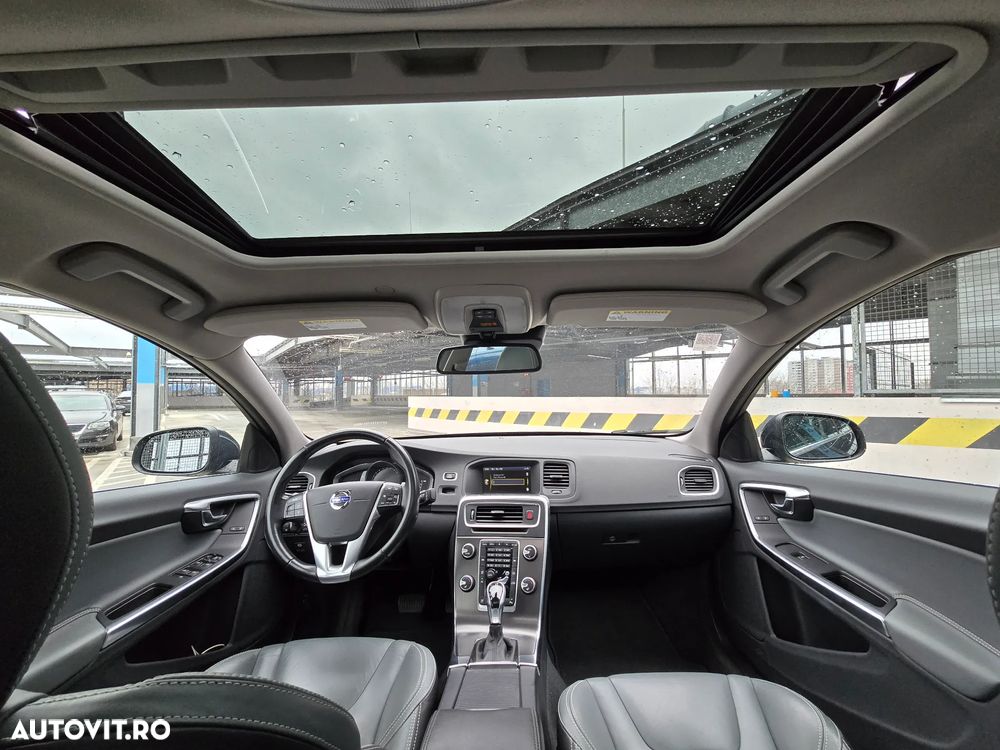 Volvo S60 T6 AWD Summum - 24