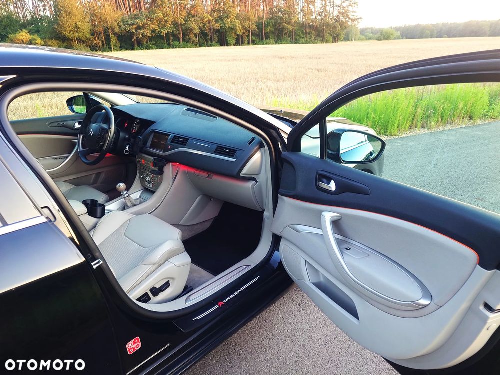 Citroën C5 2.0 HDi Exclusive - 10