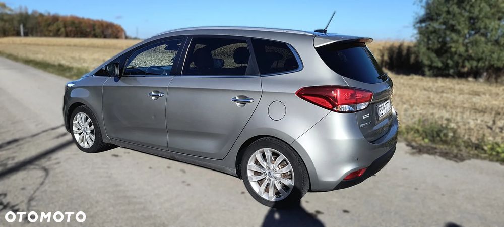 Kia Carens 1.7 CRDi Spirit - 3