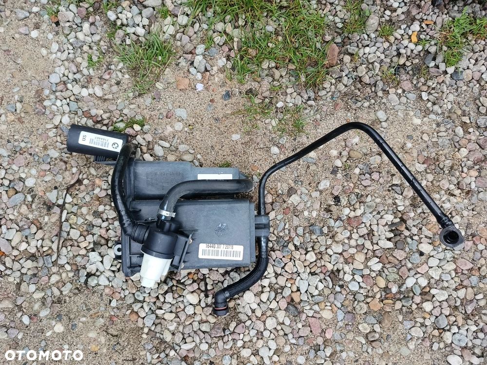 OBUDOWA FILTR WEGLOWY 7164408 BMW E70 X5 E71 X6 3.5 4.4 5.0 BENZYNA - 1