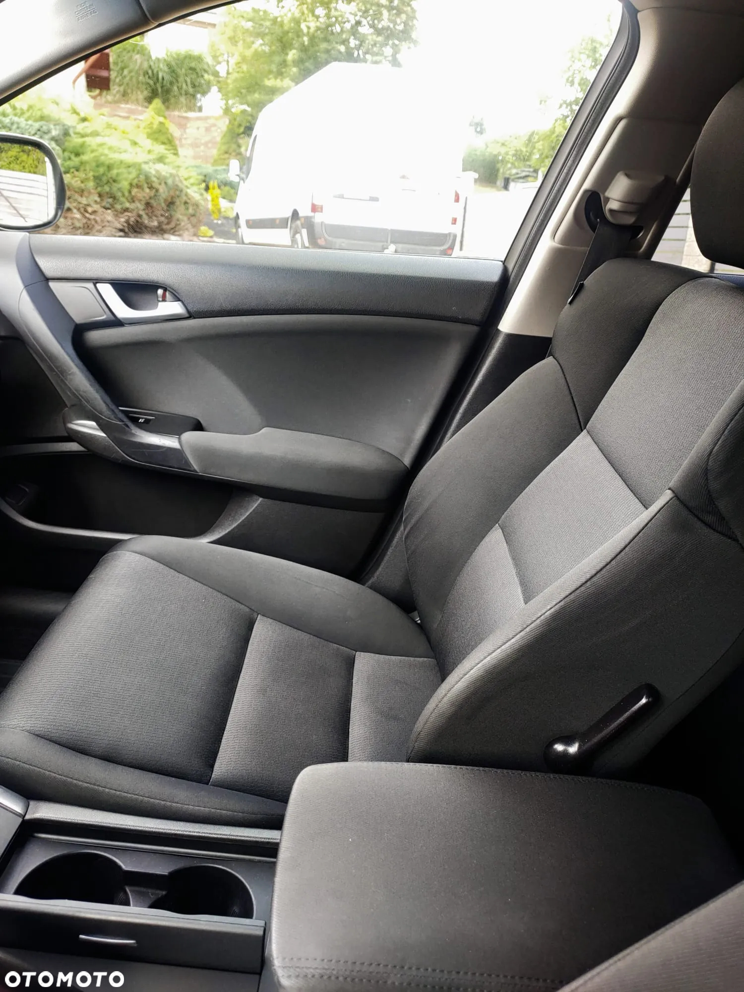 Honda Accord 2.0 Executive - 14
