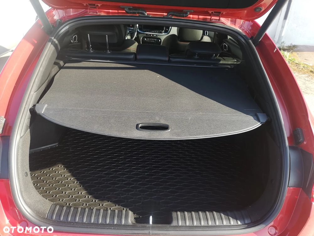 Kia ProCeed 1.6 T-GDI GT DCT - 9