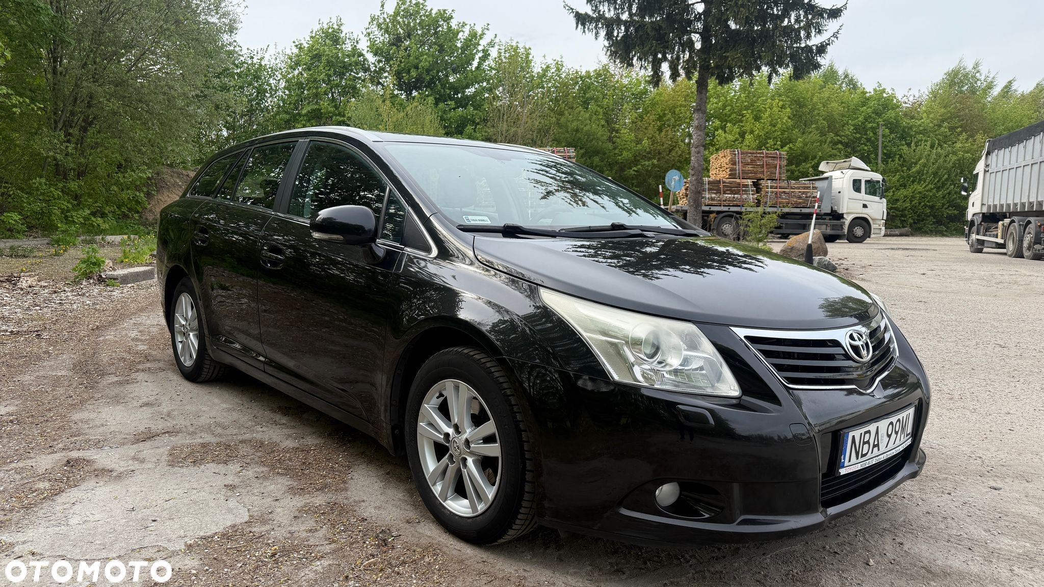 Toyota Avensis - 1