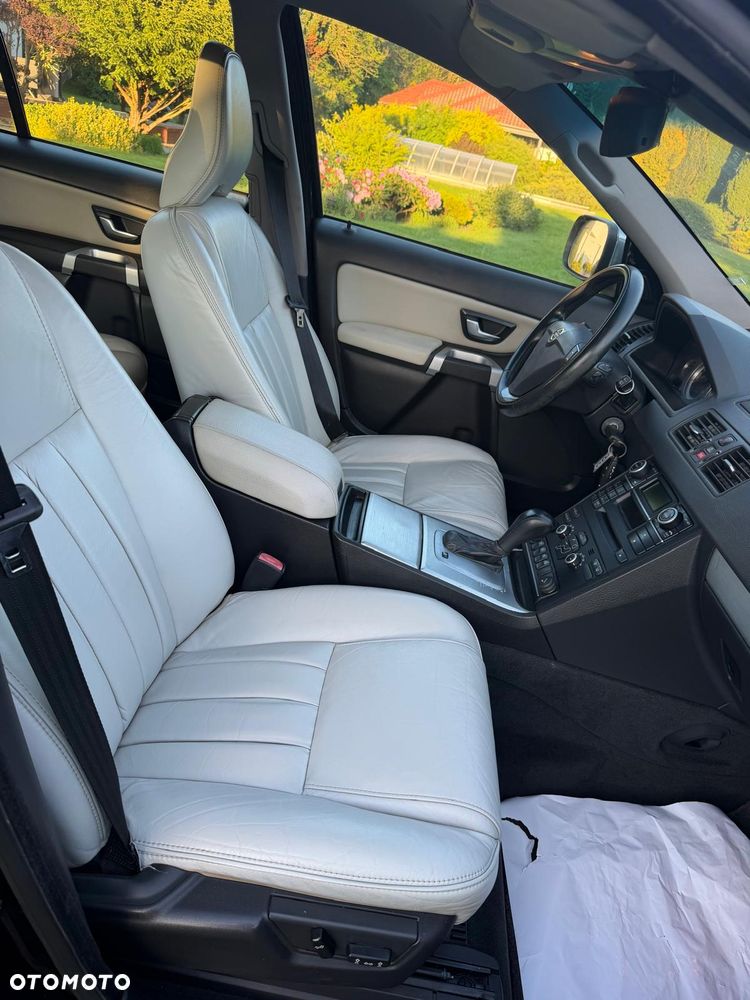 Volvo XC 90 - 23