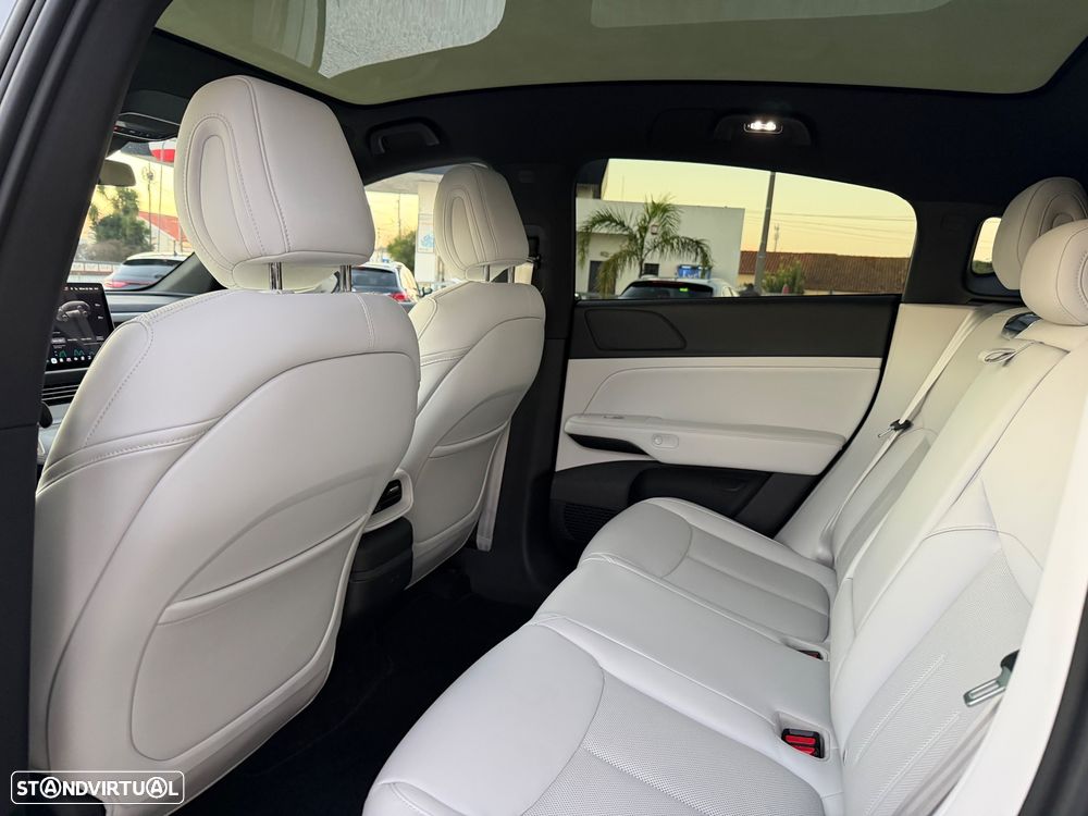 Xpeng G6 87.5 kWh Long Range - 19