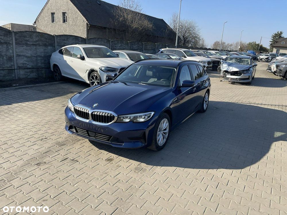 BMW Seria 3 318d - 2