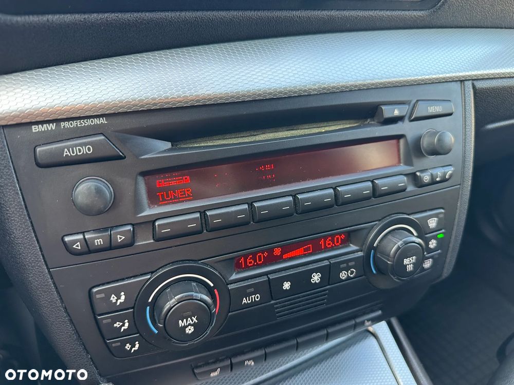 BMW Seria 1 120i - 13