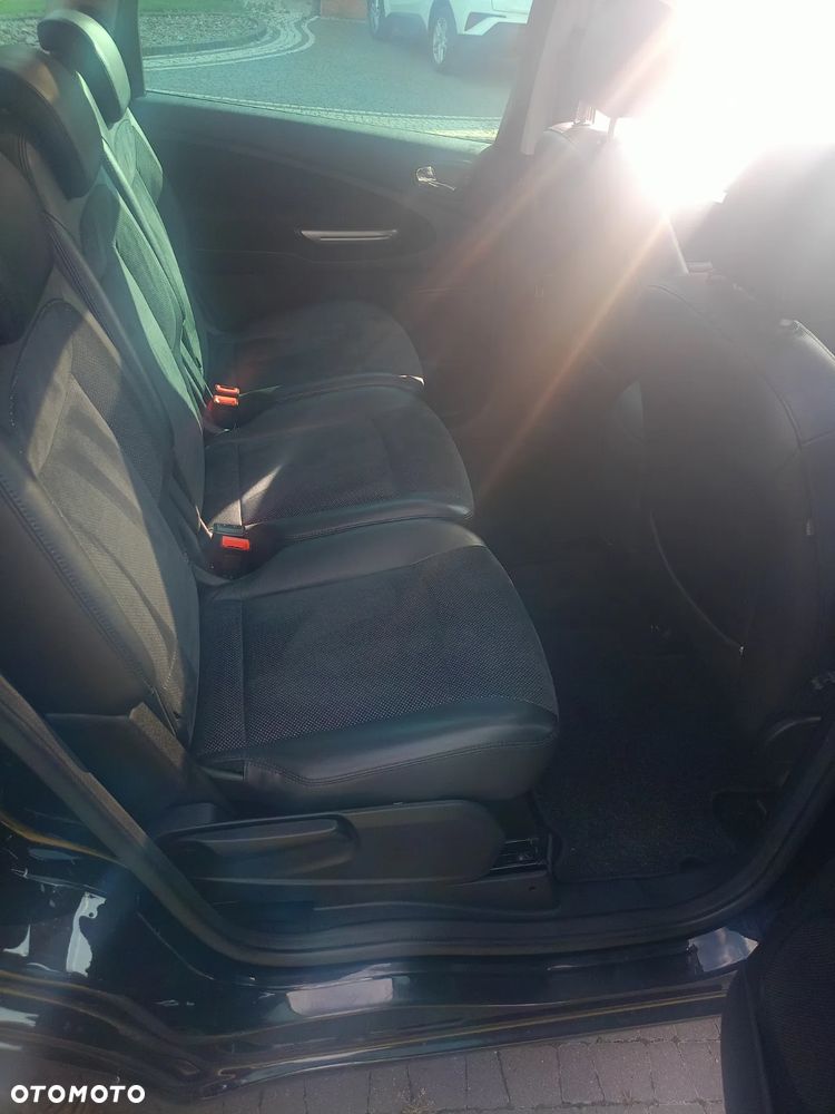 Ford S-Max - 7