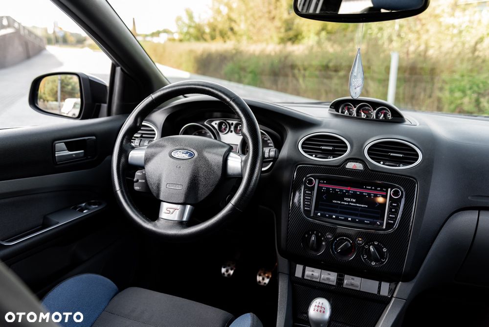Ford Focus ST - 26