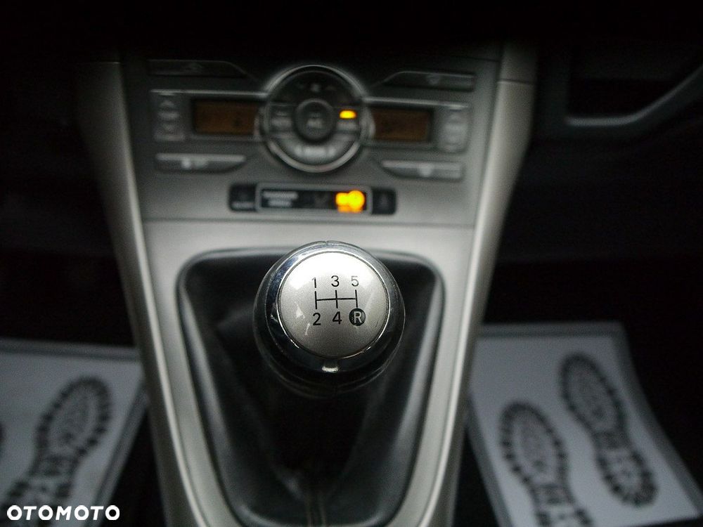 Toyota Auris 1.6 Valvematic Edition - 24