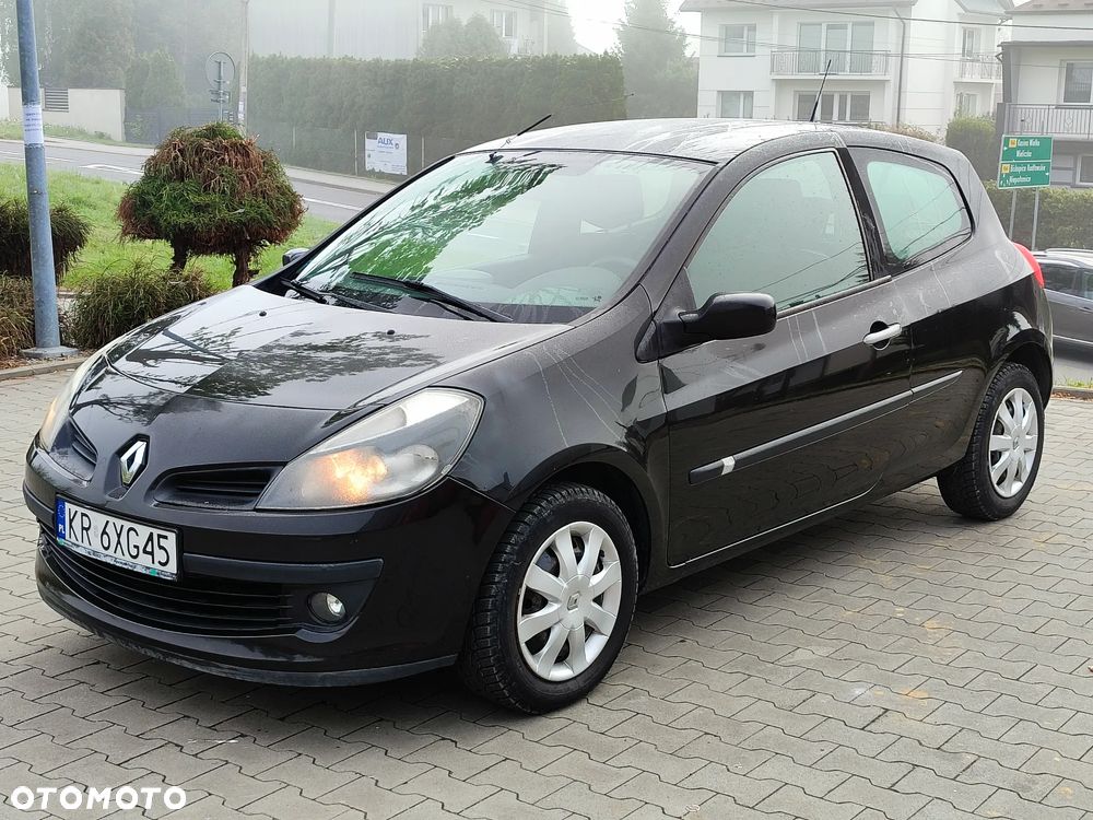 Renault Clio - 1