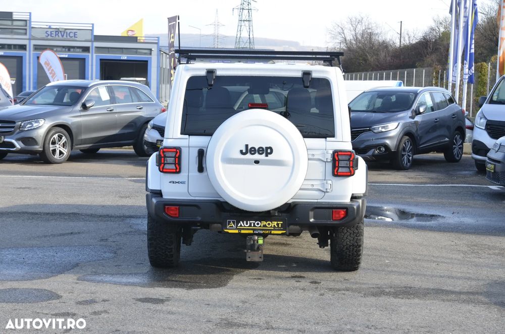 Jeep Wrangler - 6