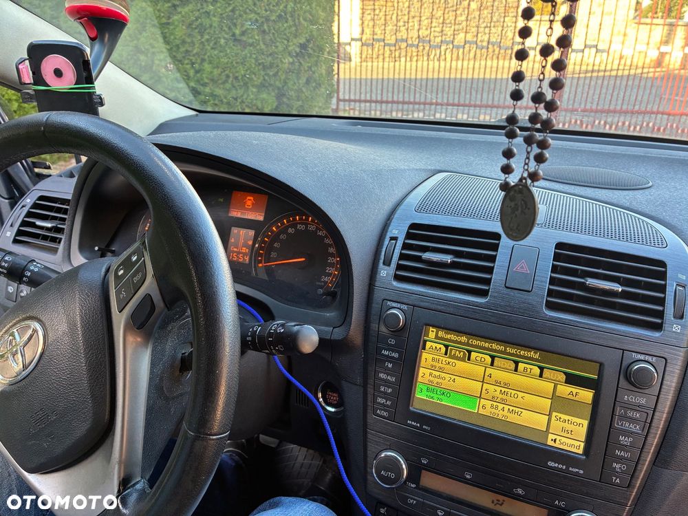 Toyota Avensis - 23