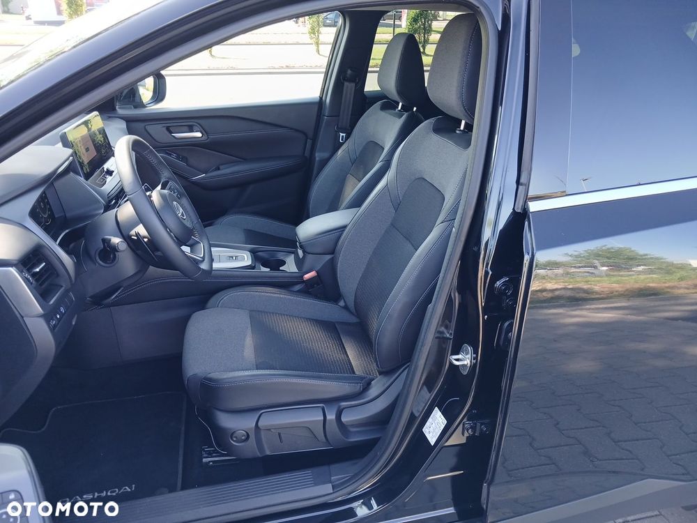 Nissan Qashqai 1.3 DIG-T MHEV N-Connecta Xtronic - 11
