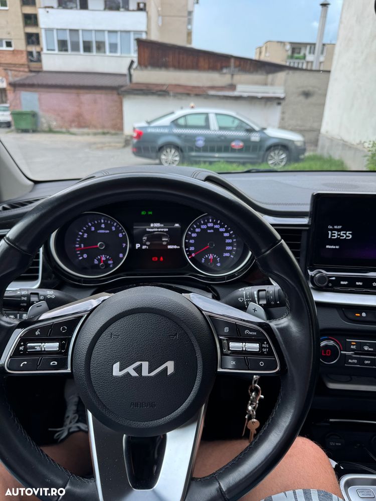 Kia XCeed - 28