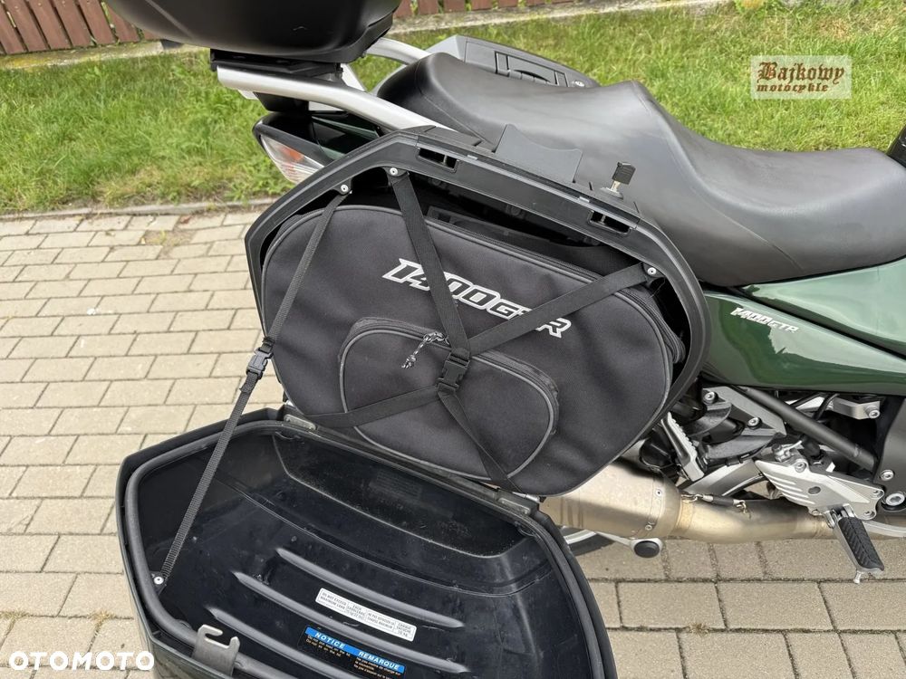 Kawasaki GTR - 18