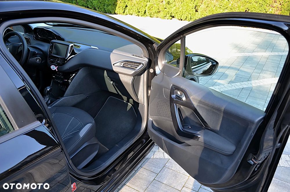 Peugeot 208 1.4 HDi Business Line - 22