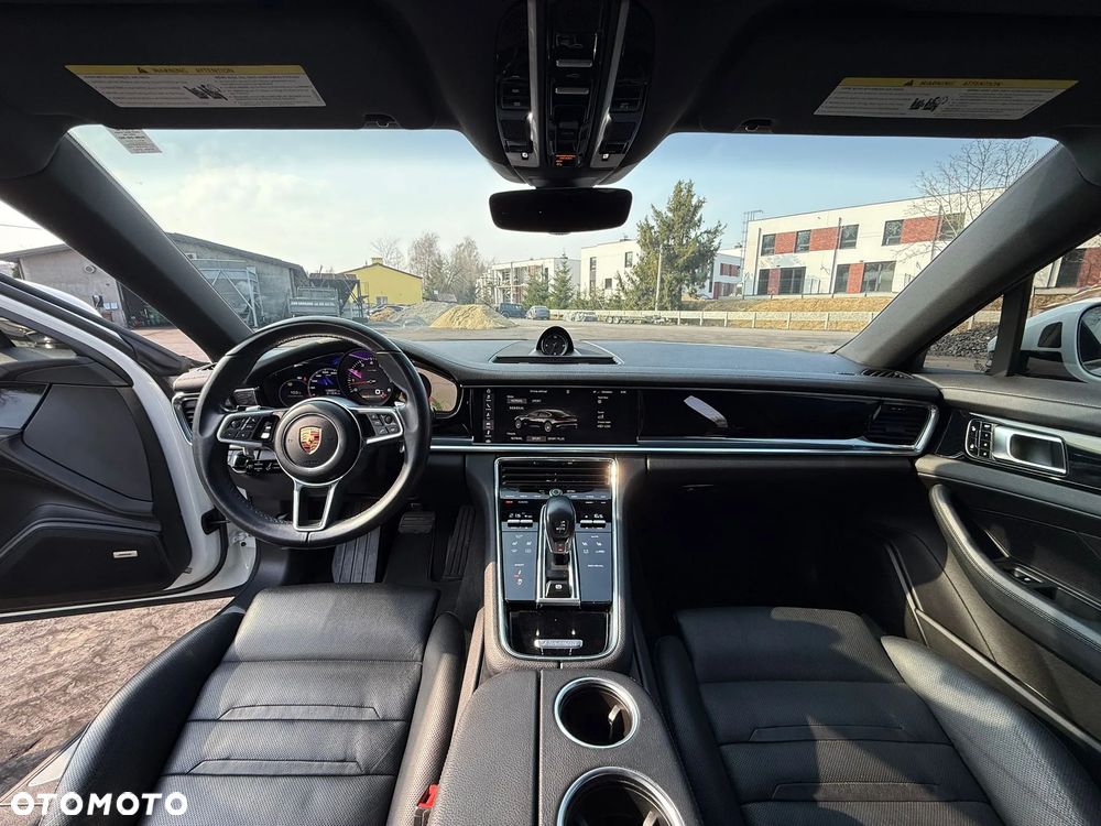 Porsche Panamera - 13