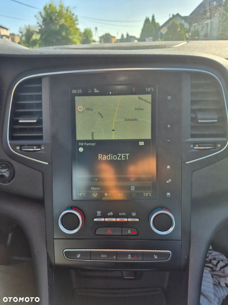 Renault Megane ENERGY TCe 100 LIMITED - 8